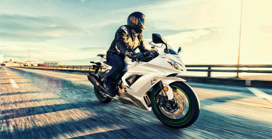 Harga Kawasaki ZX6R dan Spesifikasi Terbaru