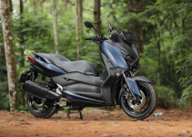 yamaha xmax 250